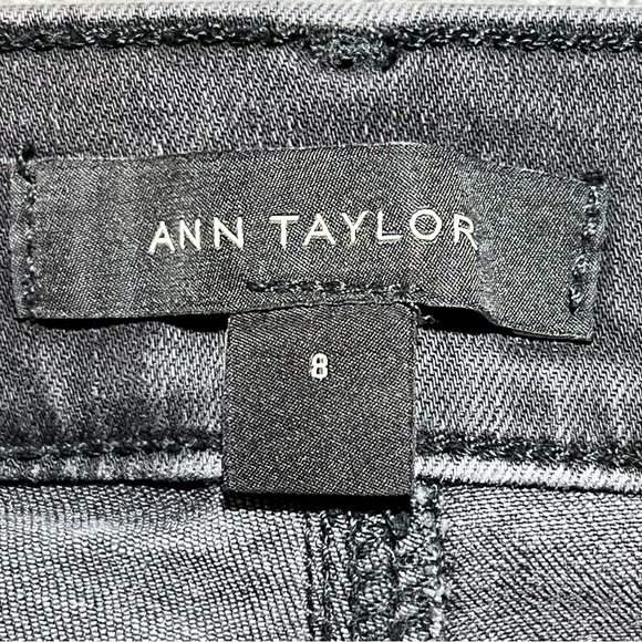 Ann Taylor LOFT The Skinny Jewel Button Fly Jeans Womens Size 8 Black Denim - Picture 4 of 10